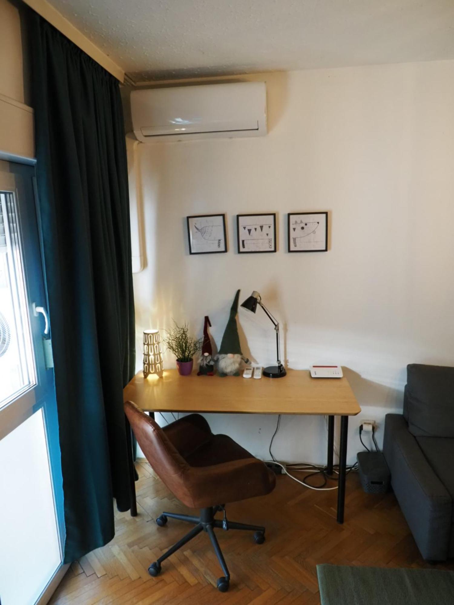 Cozy Apartment Near Tram Station Zagreb Exterior photo